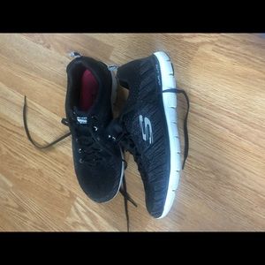 Sketchers Sketch Knit Sz. 10